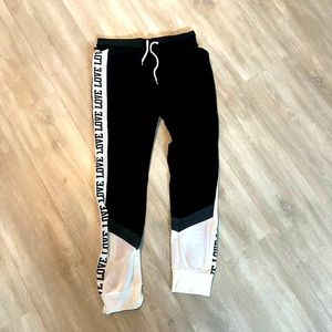 Women’s Jogger Sweat Pants - Size Medium, Black Grey White